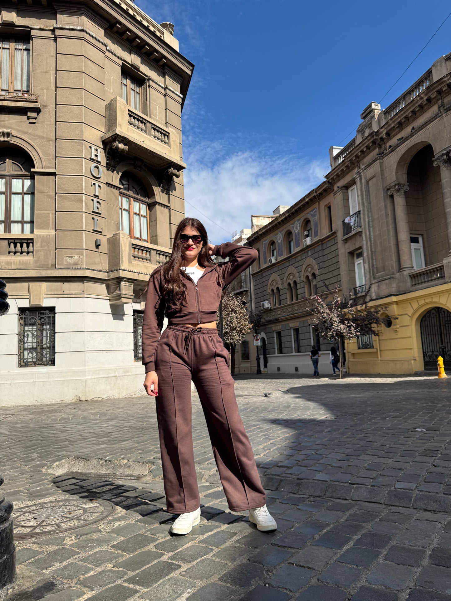 Conjunto Algodón Premium: Polerón con Cierre y Palazzo Marrón 🤎